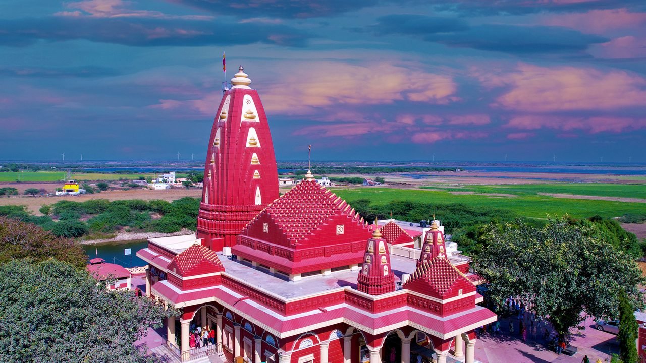 नागेश्वर ज्योतिर्लिंग मंदिर