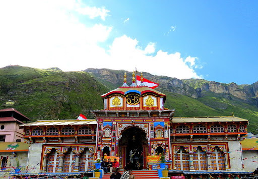 Front view of Badrinath Temple